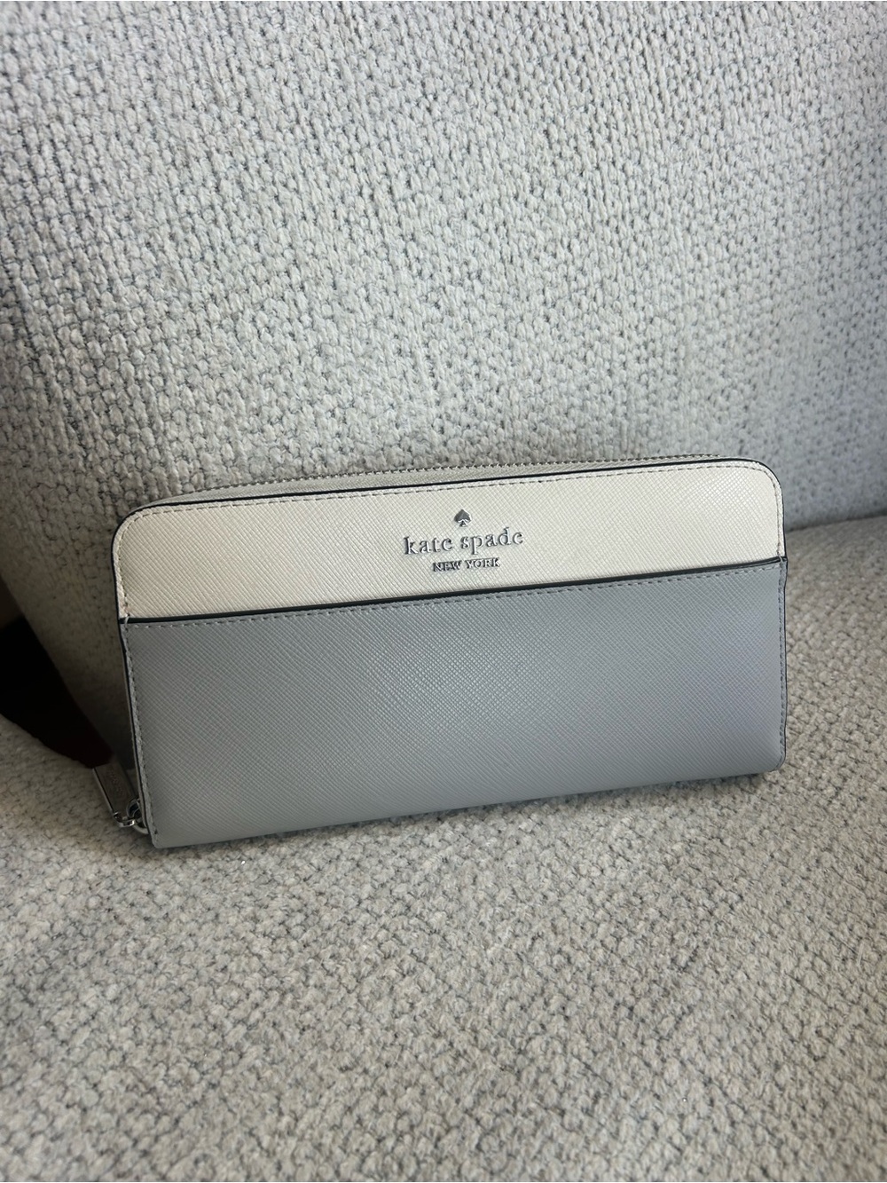 kate spade Two-Tone Cream and Light Gray Zip Wallet with Logo